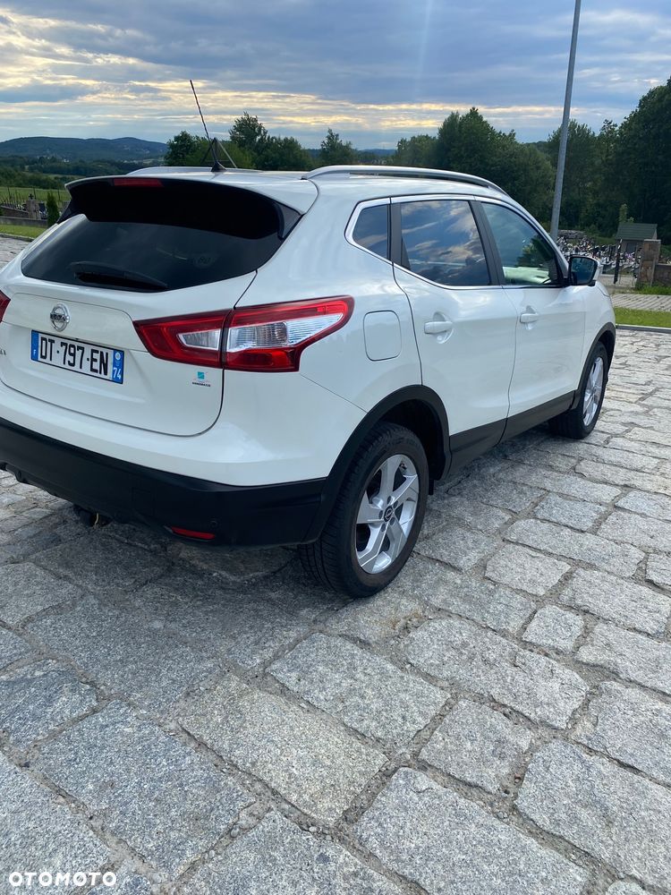 Nissan Qashqai 1.6 dCi 4 x 4 DPF Start/Stop 360 - 4