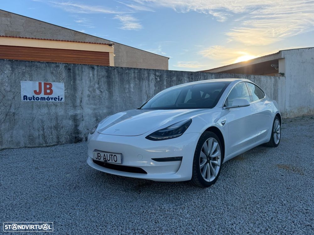 Tesla Model 3 - 2