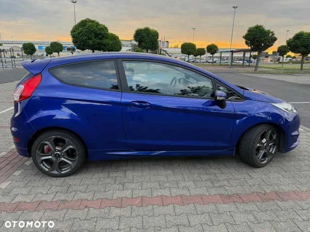Ford Fiesta ST - 7