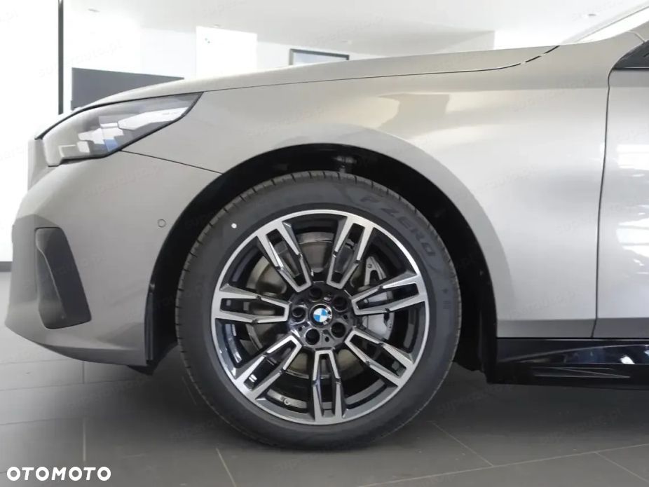 BMW i5 83.9kWh eDrive40 M Sport - 16