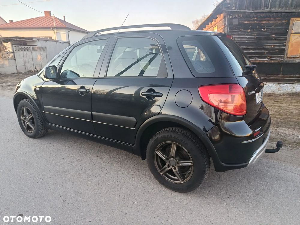 Suzuki SX4 - 12
