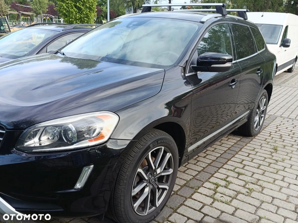 Volvo XC 60 T6 AWD Geartronic Momentum - 3