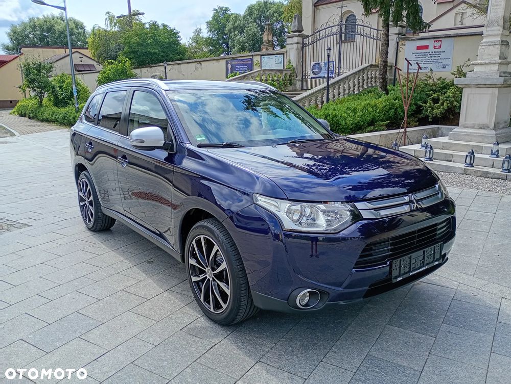 Mitsubishi Outlander 2.0 2WD Inform - 10