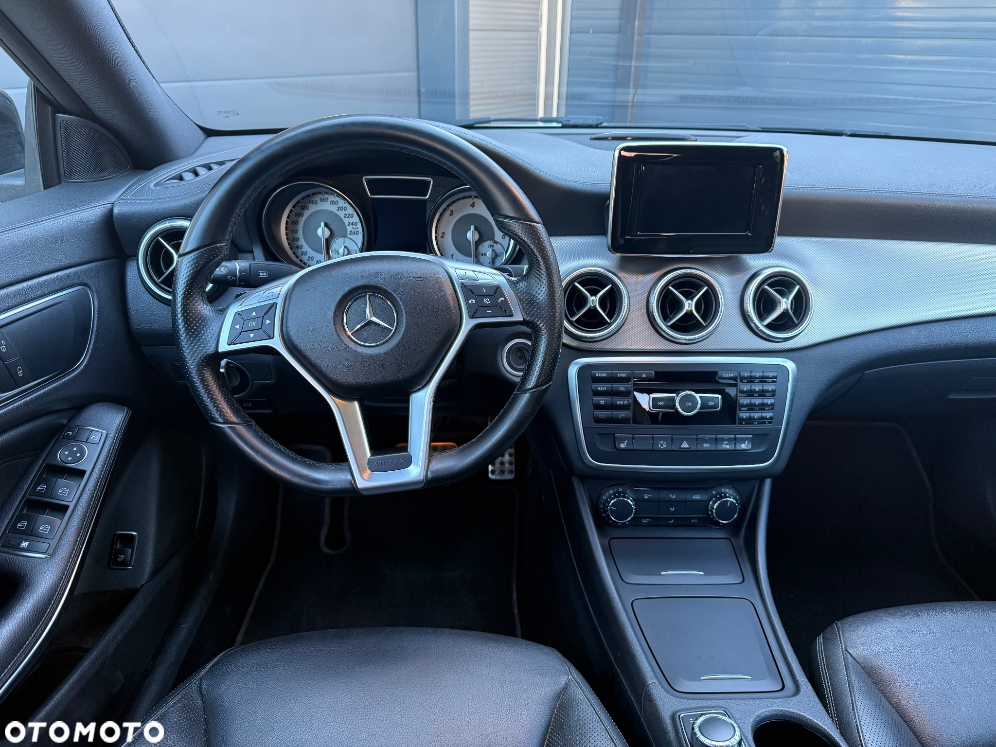 Mercedes-Benz CLA 220 CDI 7G-DCT AMG Line - 22