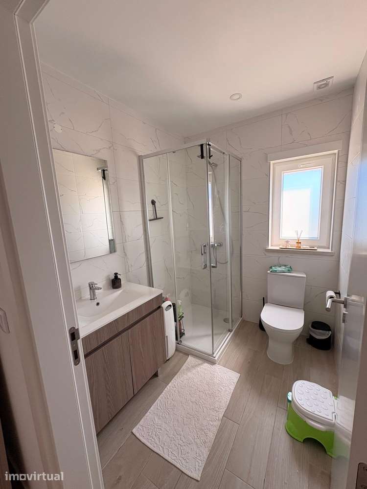 VENDE-SE APARTAMENTO T3 MODERNO E COM BOA EXPOSIÇÃO SOLAR - Grande imagem: 5/11
