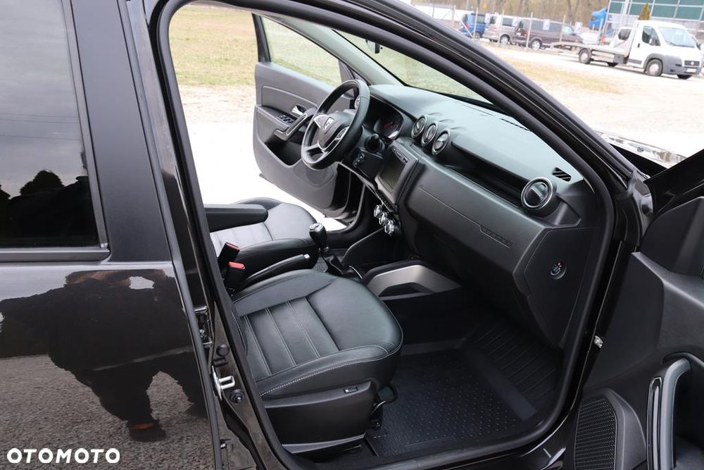 Dacia Duster 1.6 SCe Prestige - 27