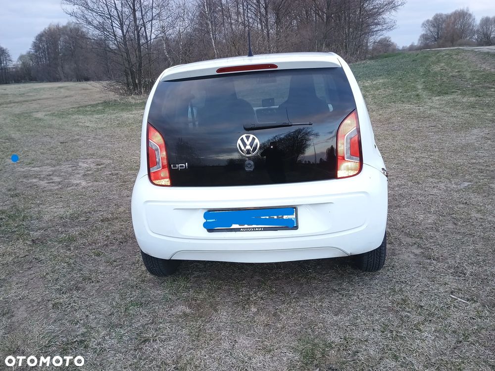 Volkswagen up! white - 9