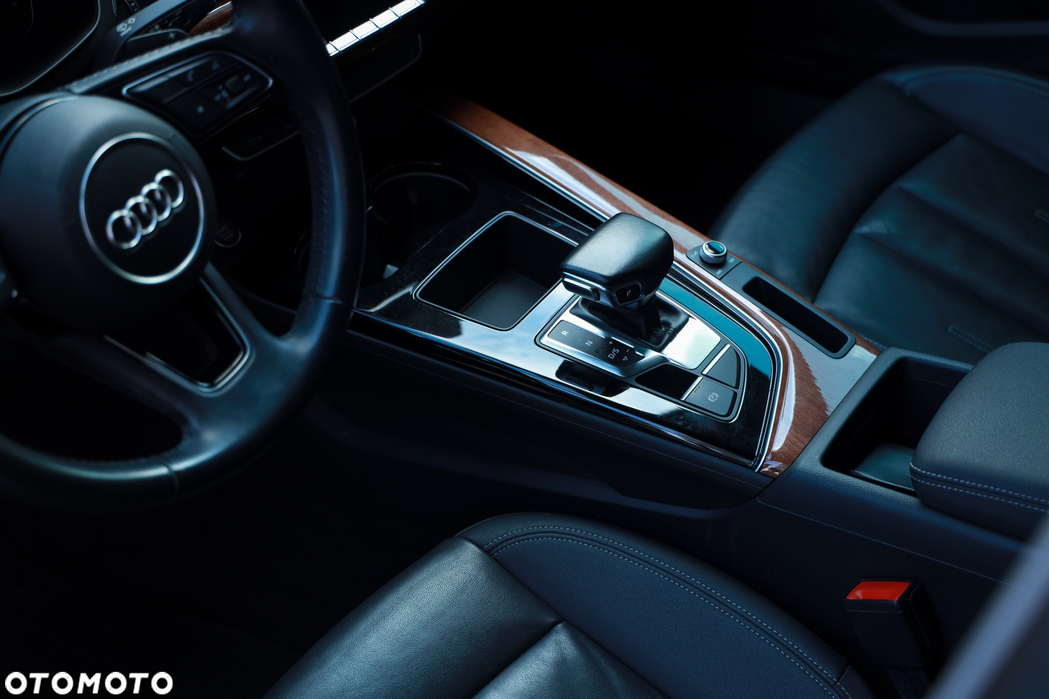 Audi A4 2.0 TFSI ultra S tronic sport - 10