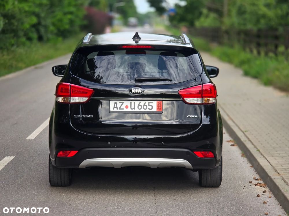 Kia Carens 1.7 CRDi L 7os - 16