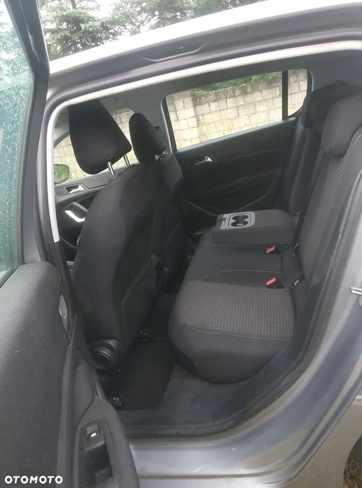 Peugeot 308 - 4