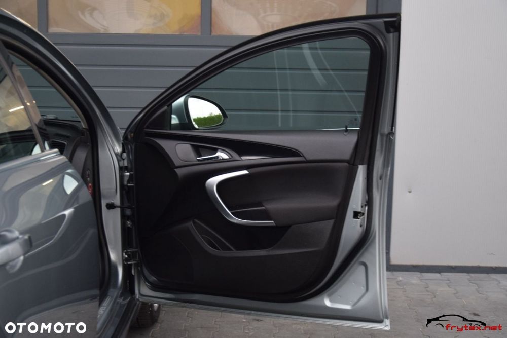 Opel Insignia - 21