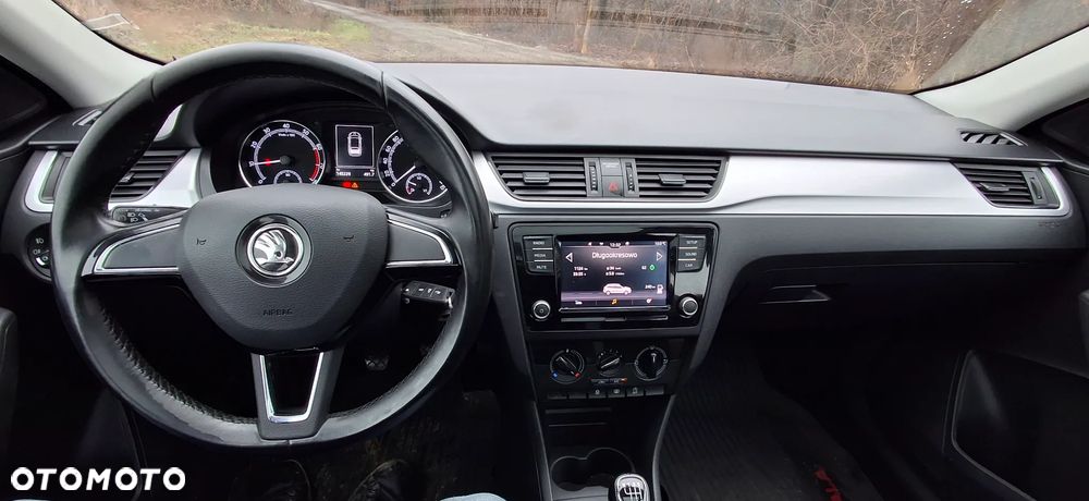 Skoda RAPID 1.0 TSI Style - 12