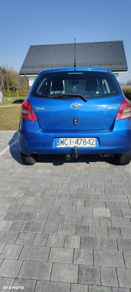 Toyota Yaris 1.4 D-4D Sol MM - 12