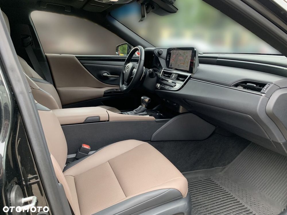 Lexus ES 300h Business Edition - 20