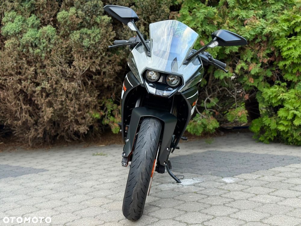 KTM RC 125 - 8