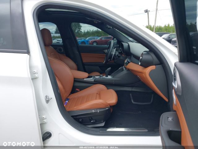 Alfa Romeo Giulia 2.0 Turbo Veloce Q4 - 5