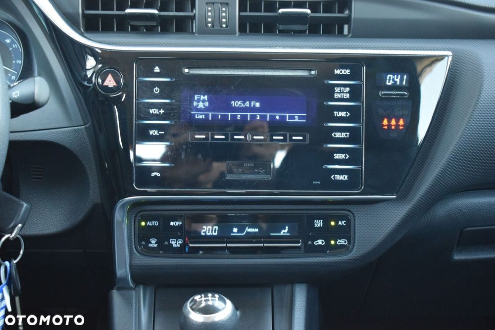 Toyota Auris 1.33 VVT-i Active - 17
