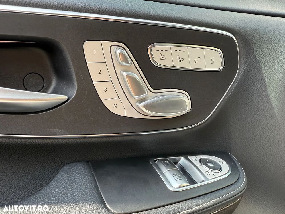Mercedes-Benz V 300 d lang 9G-TRONIC Exclusive - 33