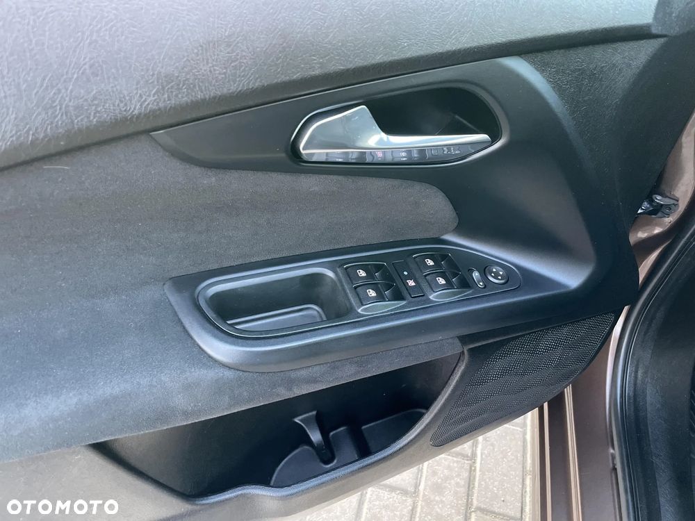 Fiat Tipo 1.4 T-Jet 16v Lounge - 10