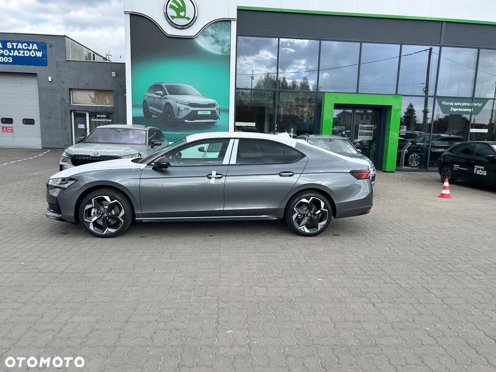 Skoda Superb 2.0 TDI SCR 4x4 Sportline DSG - 2