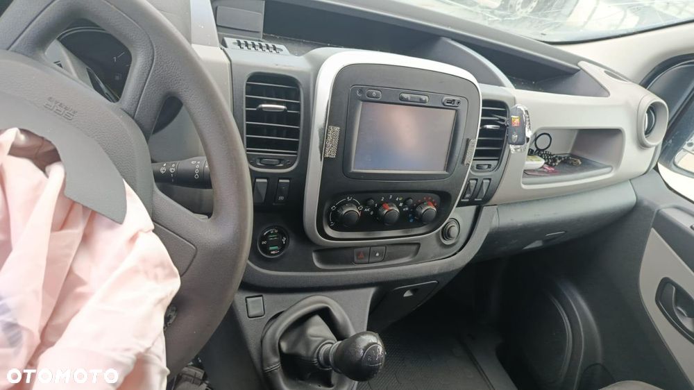 Renault trafic - 10