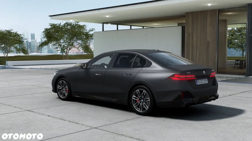 BMW Seria 5 520d xDrive mHEV - 3