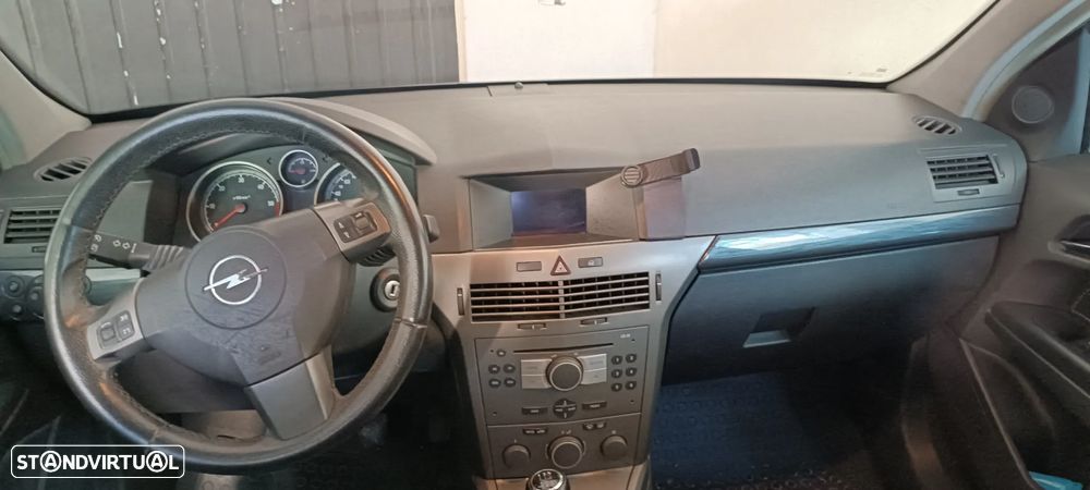 Opel Astra 1.7 CDTi Cosmo M6 - 8