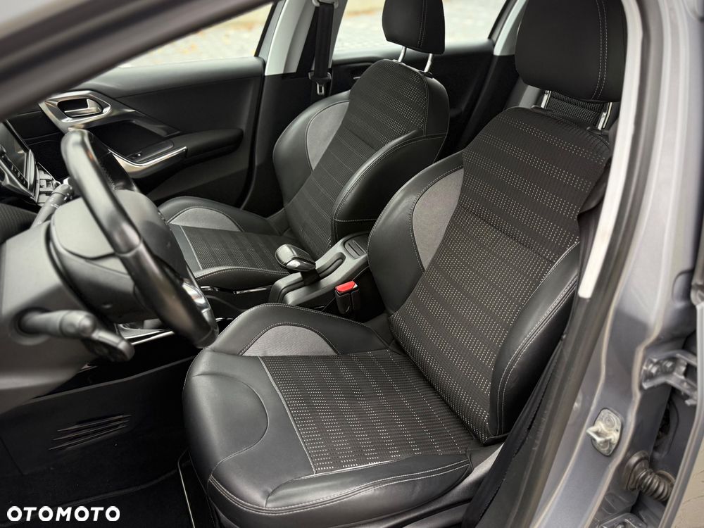 Peugeot 2008 PureTech 110 Stop&Start Allure - 30