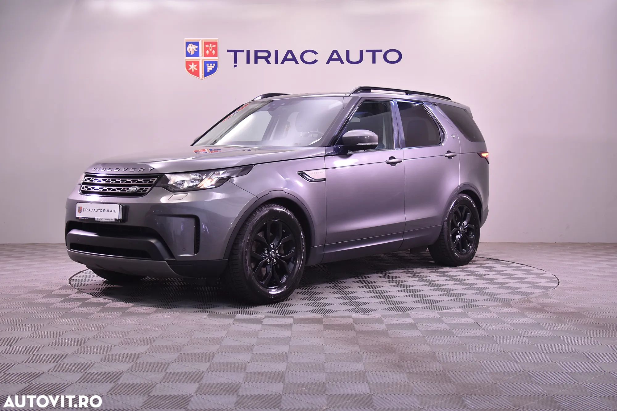 Land Rover Discovery - 1