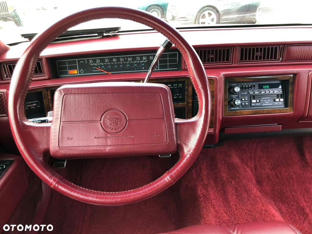 Cadillac Deville 4.9 STD - 10