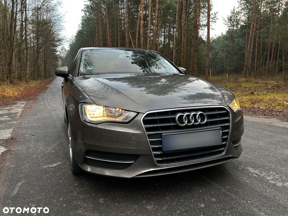 Audi A3 Sportback 1.6 TDI S tronic - 2