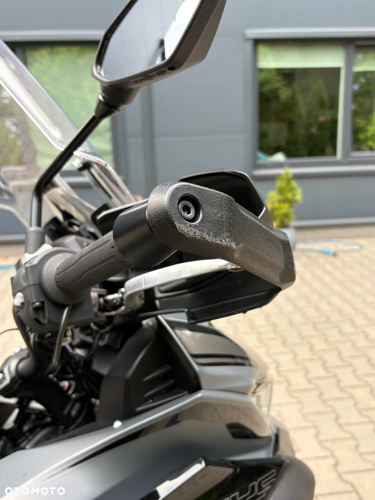 Kawasaki Versys 1000 - 12