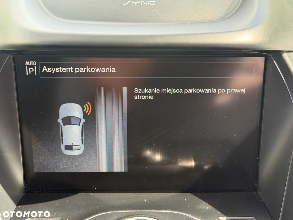Ford Kuga 1.5 EcoBoost 2x4 Titanium - 17