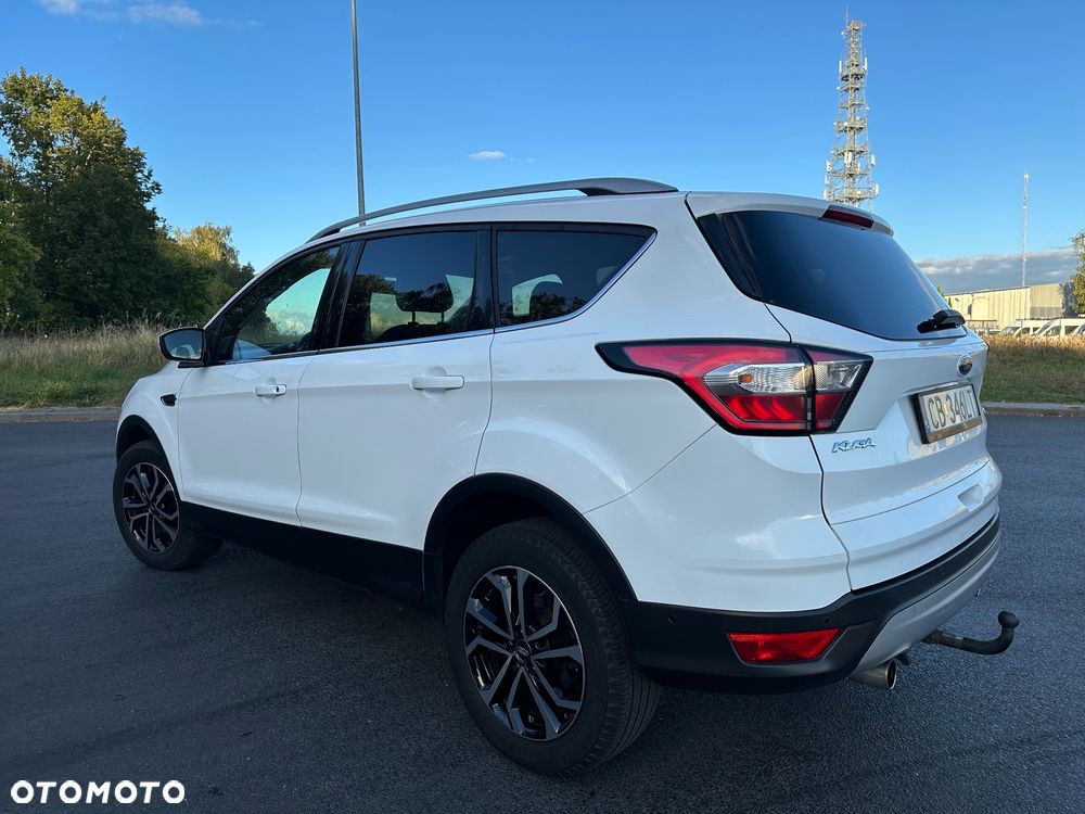 Ford Kuga - 4