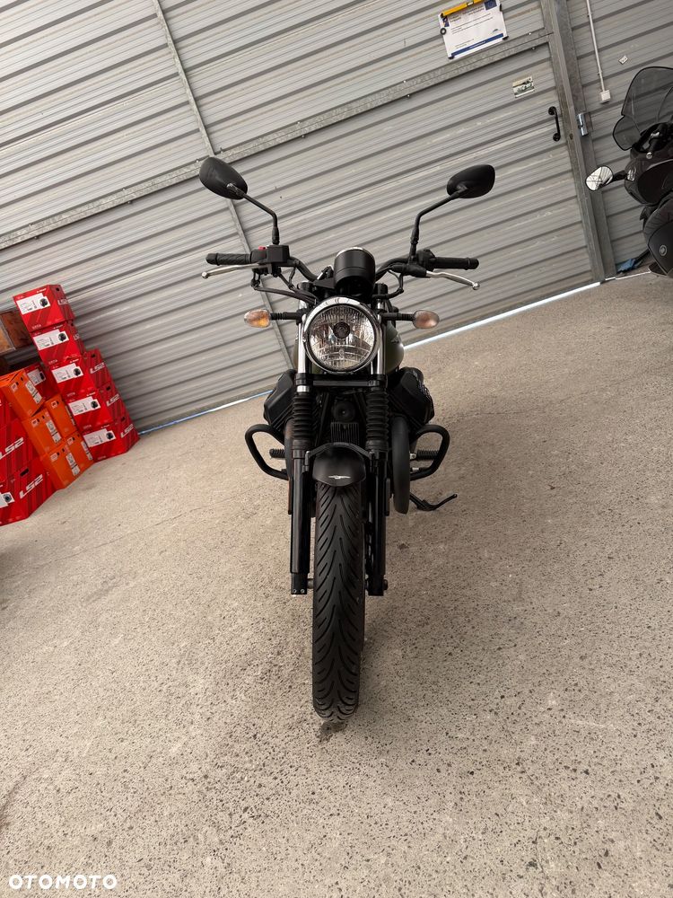 Moto Guzzi V7 - 2