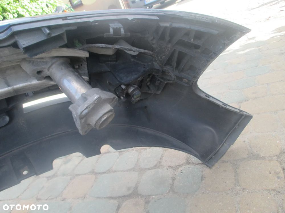 zderzak Audi A4 B6 + Halogeny - 6