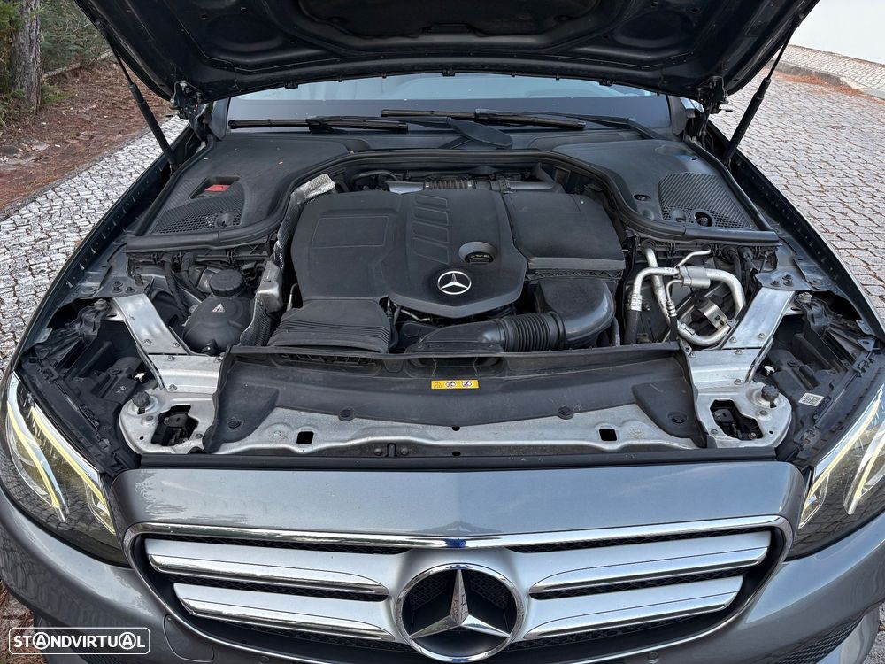 Mercedes-Benz E 220 d Avantgarde - 4