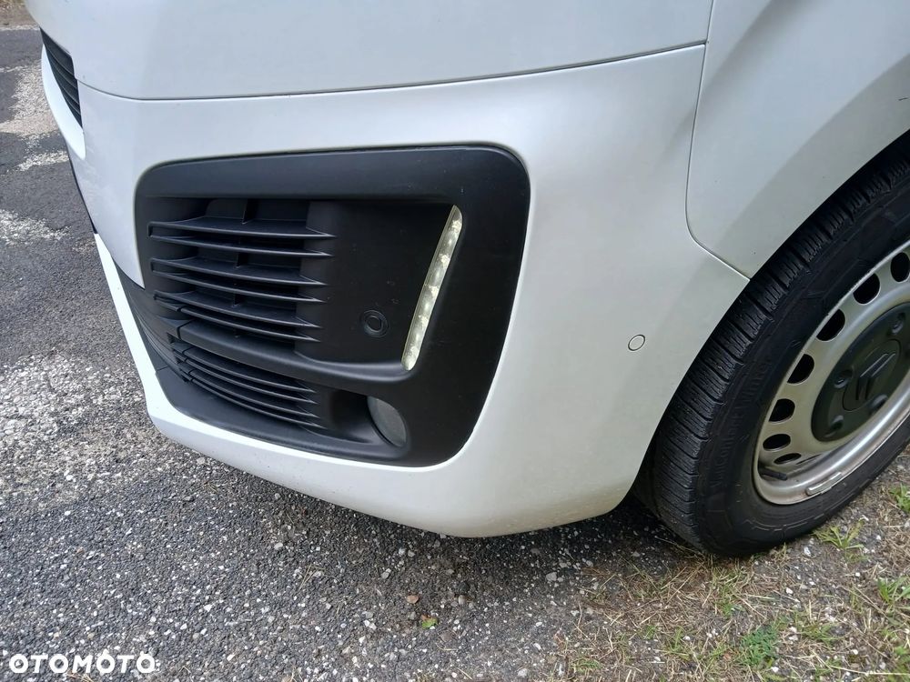 Peugeot EXPERT - 19