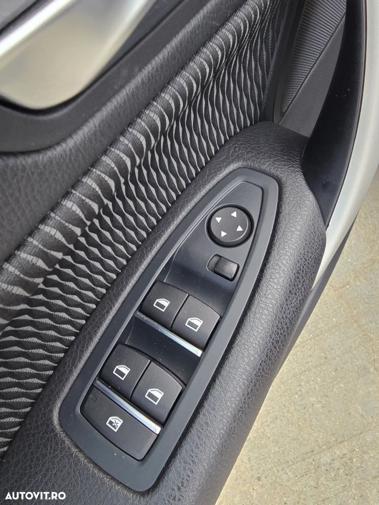 BMW Seria 1 118i Aut. - 12