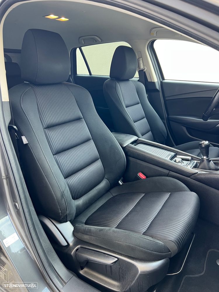 Mazda 6 M6 2.2 SKY-D Excellence Navi - 34