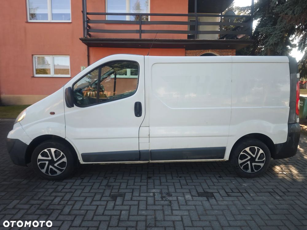 Opel Vivaro - 2