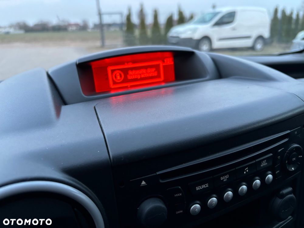 Peugeot Partner - 10