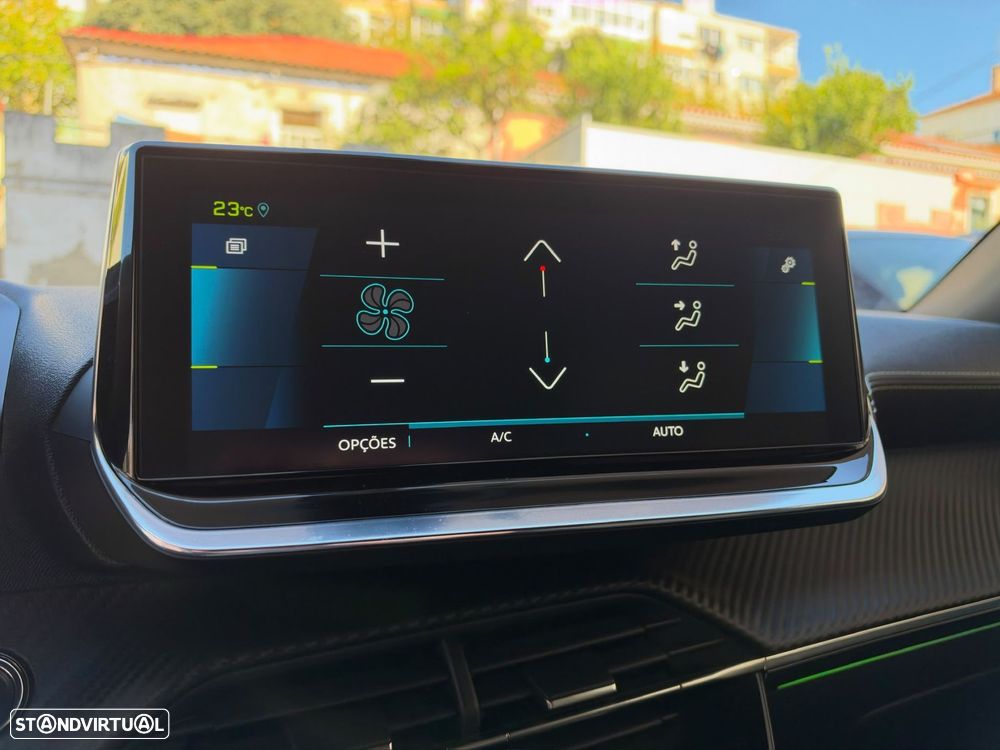 Peugeot e-2008 50 kWh GT Line - 21