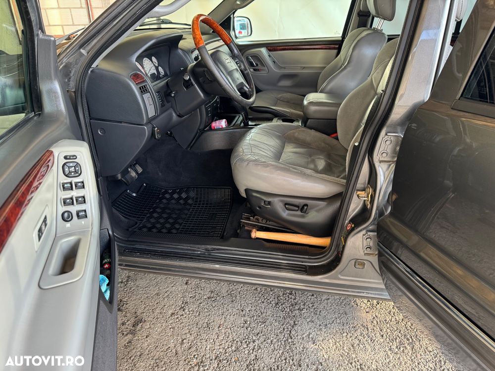 Jeep Grand Cherokee - 7