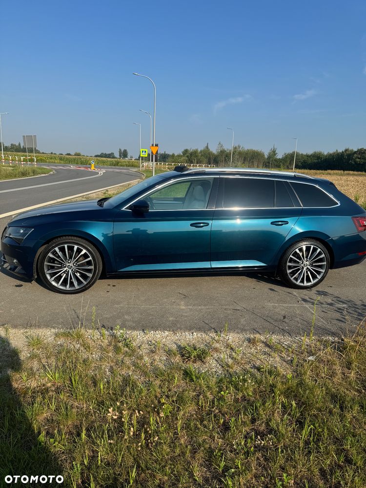 Skoda Superb 2.0 TDI DSG Style - 10