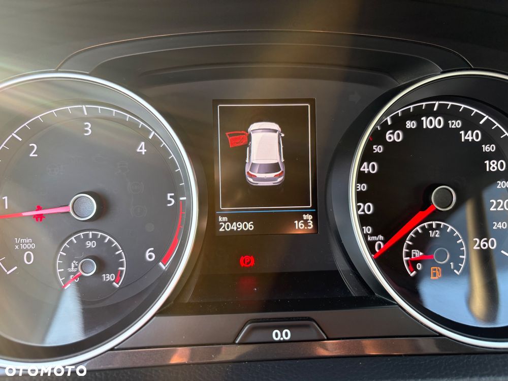 Volkswagen Golf 1.6 TDI SCR IQ.DRIVE - 29