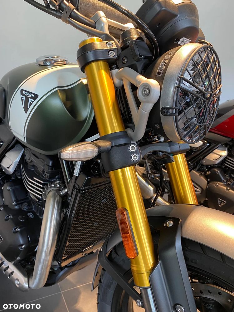 Triumph Scrambler - 7