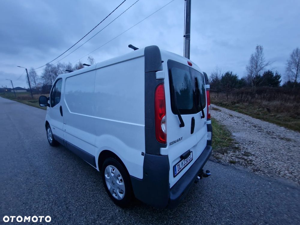 Renault Trafik - 23