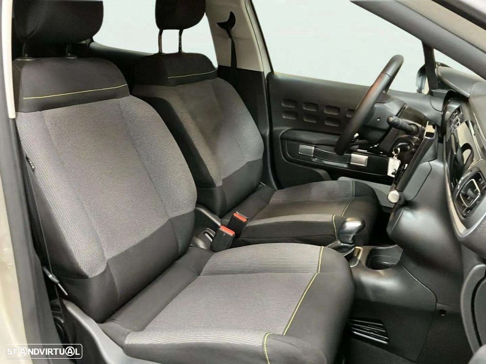 Citroën C3 1.2 PureTech Shine Pack EAT6 - 15