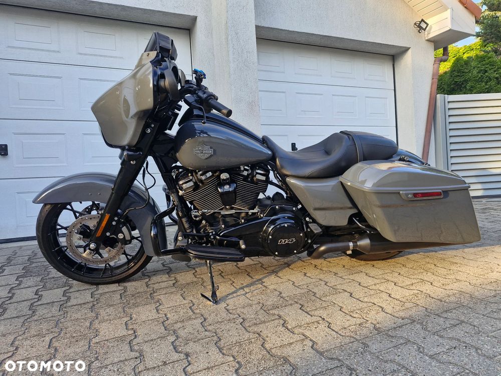 Harley-Davidson Touring Street Glide - 3